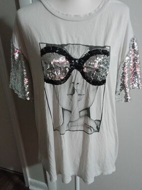 SHEIN White Women's Tee with Black Logo Tag